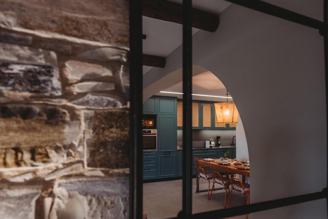 Andama Luxury Suites Πάνω Λεύκαρα Εξωτερικό φωτογραφία